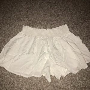 Brandy Melville flowy shorts